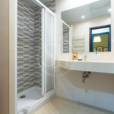 Lovely Apartment Near Sagrada Familia Barcelona Exterior photo